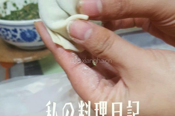 荠菜青菜金针菇肉馅元宝馄饨的做法图解16