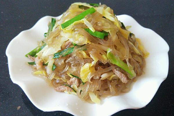 包菜炒粉条的做法图解10