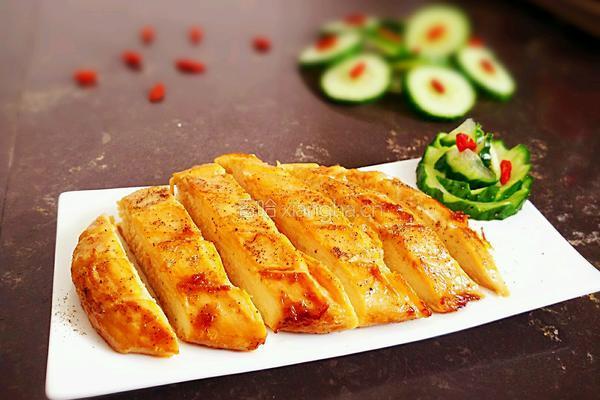 香煎鸡胸肉的做法图解9