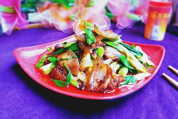 香蒜回锅肉的做法图解11