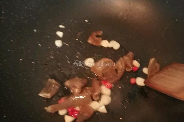 花菜红烧肉皮的做法图解4