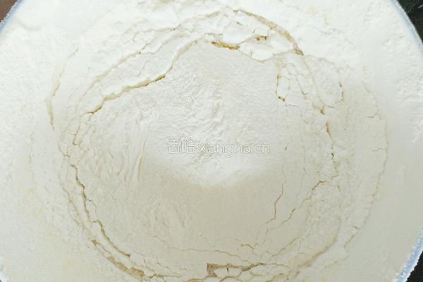 原味戚风蛋糕的做法图解6