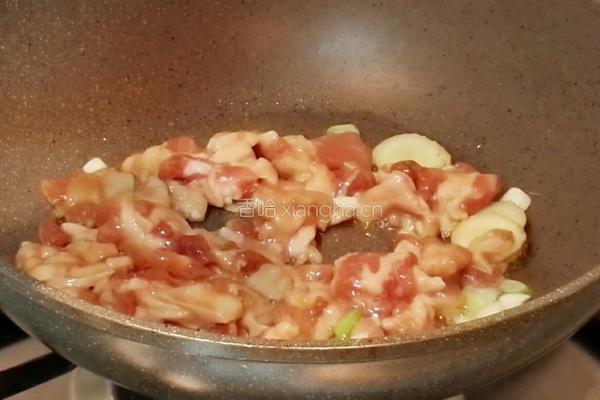 白菜炖豆腐的做法图解3