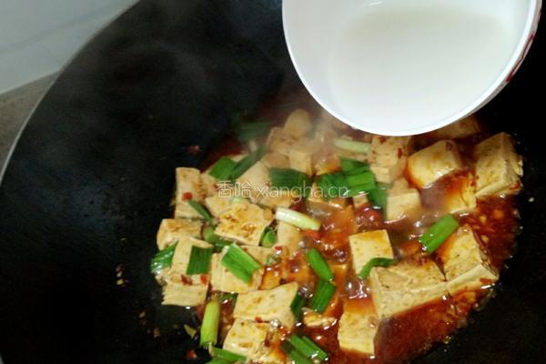 老干妈烧豆腐的做法图解10