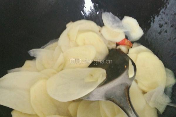 香辣土豆片的做法图解4