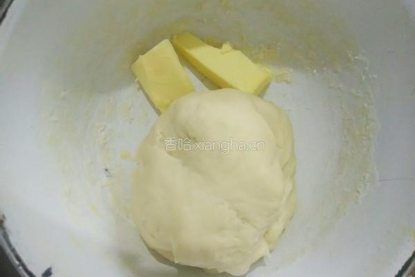 牛奶花型小面包的做法图解6