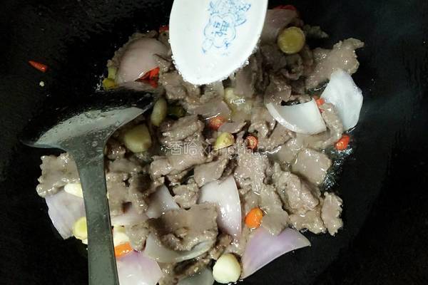 小炒牛肉的做法图解8