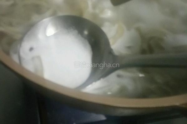 水晶皮冻的做法图解8