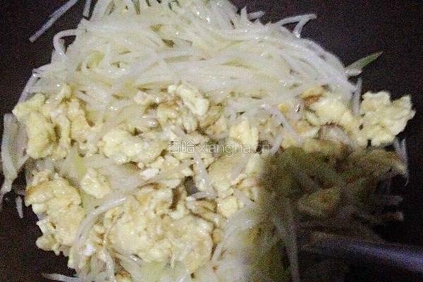 鸡蛋土豆丝炒饭的做法图解5