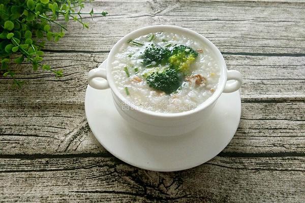 鱿鱼西兰花瘦肉粥的做法图解12