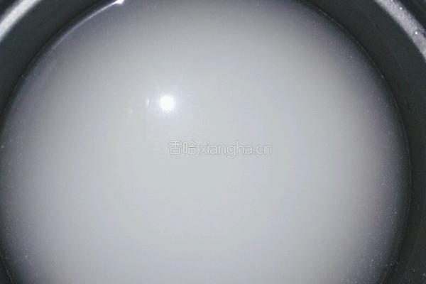 菠菜粥的做法图解1