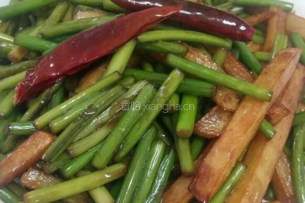 蒜苔炒薯条的做法图解6