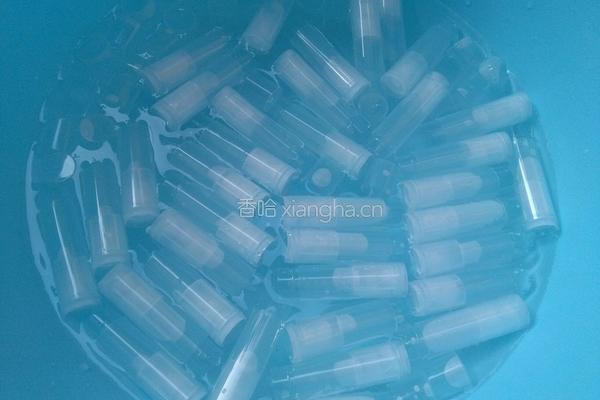 天簌唇膏的做法图解2