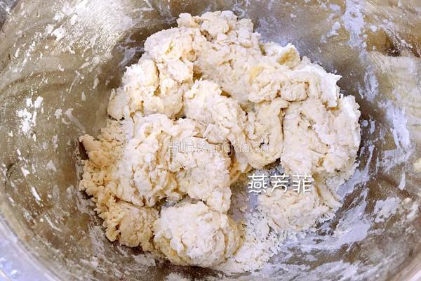 椰蓉五连面包的做法图解3