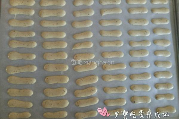 宝宝辅食坚果手指饼干的做法图解9