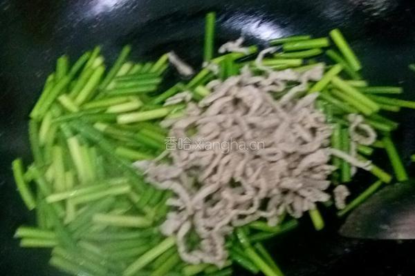 蒜苔炒肉丝的做法图解7