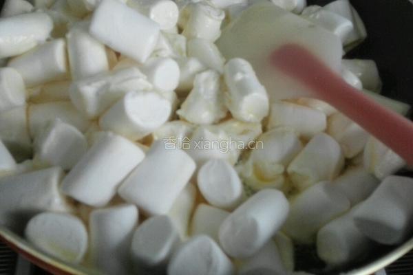 蔓越莓花生牛轧糖的做法图解5