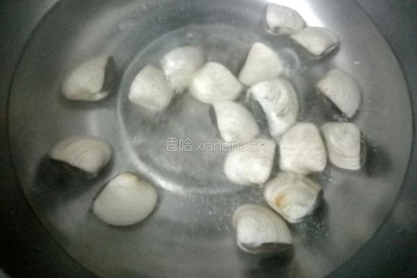 车螺芥菜汤的做法图解2