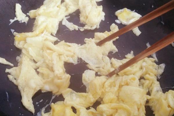 葱油胡萝卜炒饭的做法图解9