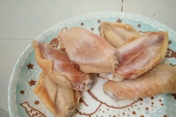 橘皮可乐鸡翅的做法图解1