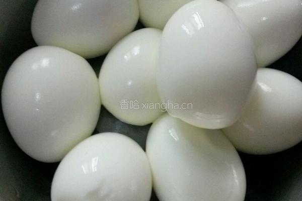 卤鸡蛋（家庭版PK乡巴佬）的做法图解1