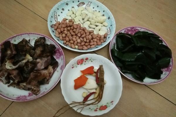 营养腊排骨的做法图解1