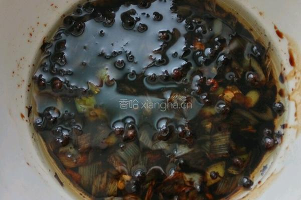 西红柿鸡蛋面条的做法图解2