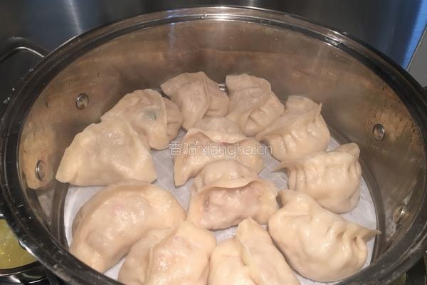 红萝卜馅儿蒸饺的做法图解15