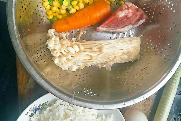 炒饭的做法图解1