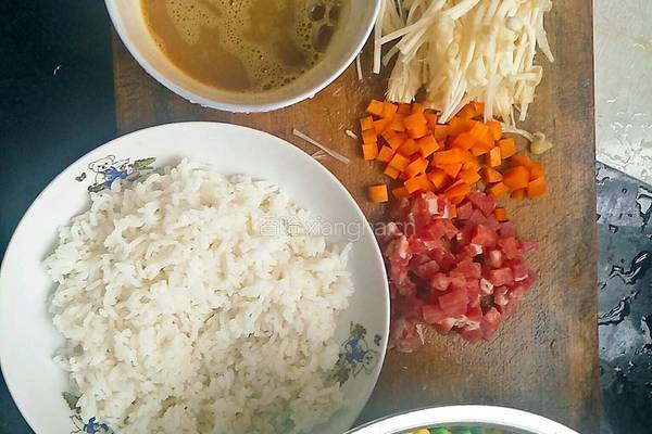 炒饭的做法图解2