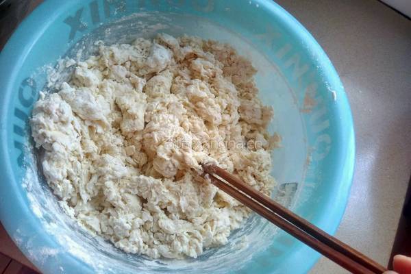 椒盐手撕饼的做法图解2