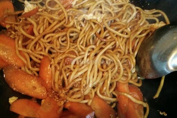 酸辣牛肉面的做法图解1