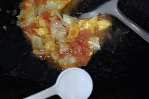 番茄鸡蛋包心菜炒面的做法图解6