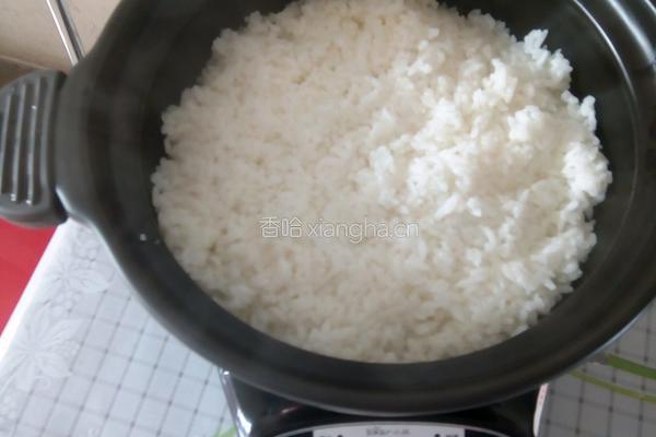 煲仔拌饭的做法图解3