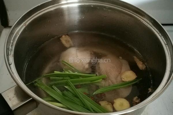 小锅鸡汤的做法图解1
