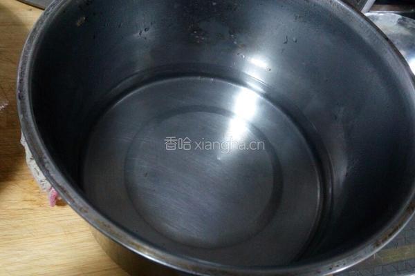 猪肉大葱烧麦的做法图解3