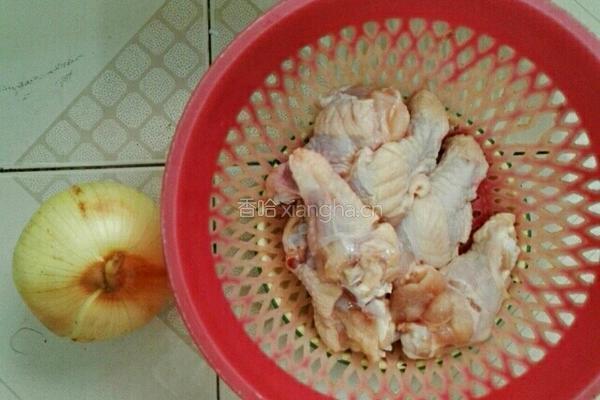 洋葱煎盐焗鸡腿的做法图解1