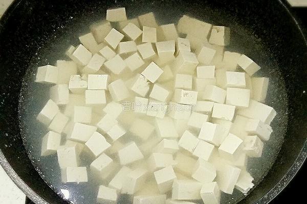剁椒豆腐的做法图解2
