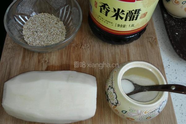 芝麻香藕片的做法图解1