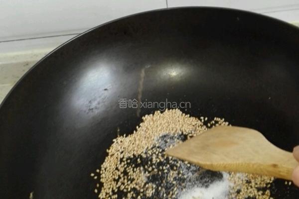 芝麻香藕片的做法图解6