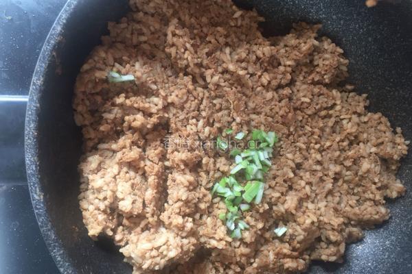 酱油炒饭的做法图解5