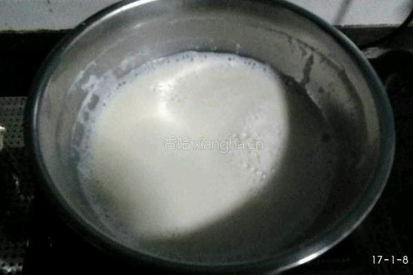 自制炼乳的做法图解2