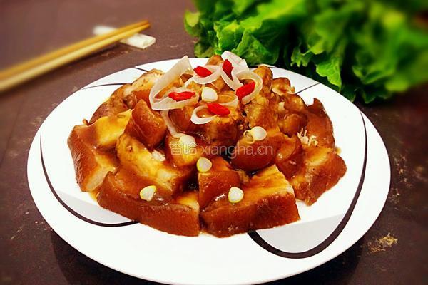 电饭煲酱肘子的做法图解14