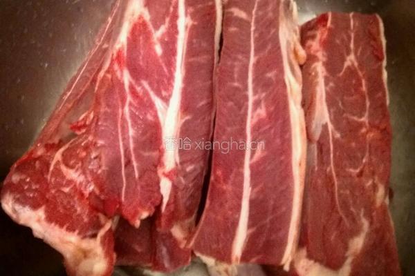 卤牛肉的做法图解1