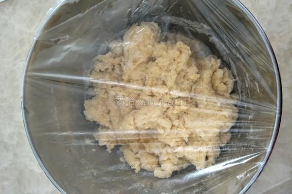 红豆小面包的做法图解2
