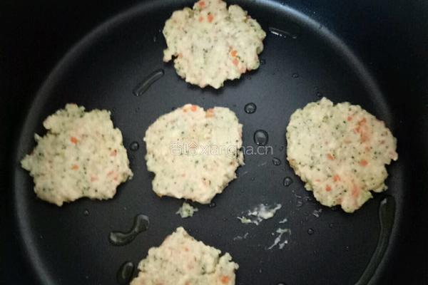 宝宝辅食鲜虾蔬菜饼的做法图解15