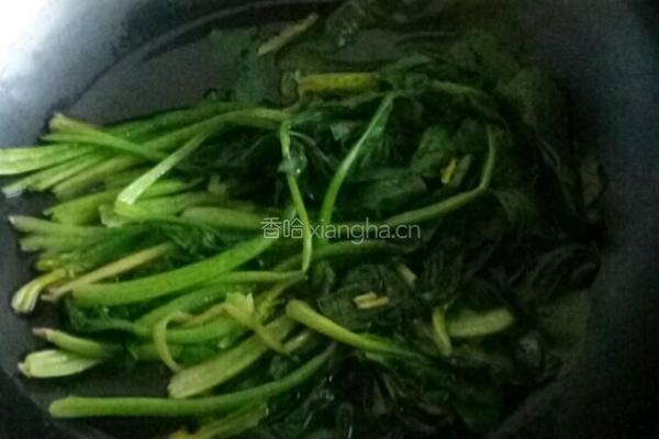 浇汁菠菜的做法图解10