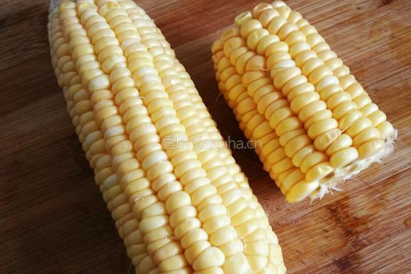 香甜嫩玉米饼的做法图解1