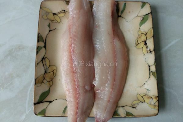 鱼肉饺子的做法图解1