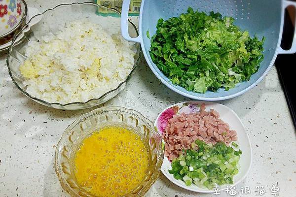 生菜炒二米饭的做法图解2